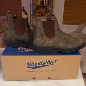 Blundstone Men's Distressed Brown Leather Boots